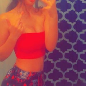 Meet your Posher, Selena